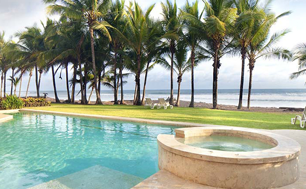 Beach front villa pool