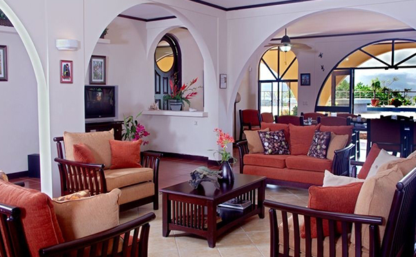 Rainforest House living room