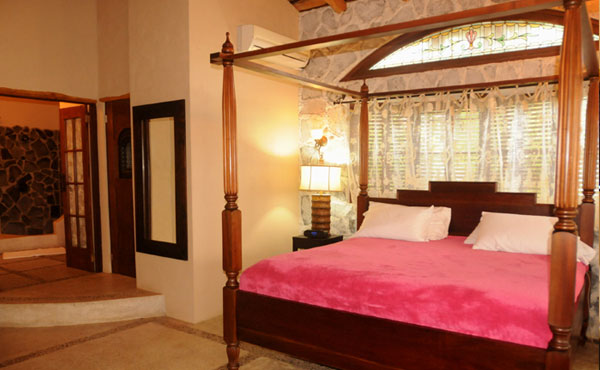 Villa Encantada bedroom